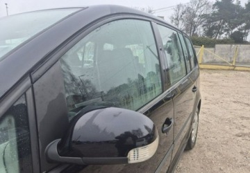 Volkswagen Touran I 2008 Volkswagen Touran 1,6Mpi Klimatronik Maly przebieg 1.6 Benzyna 105KM, zdjęcie 7