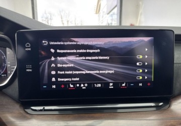 Skoda Octavia IV Kombi 2.0 TDI SCR 200KM 2022 Skoda Octavia 2.0TDI 200KM 4x4 Scout Matrix Hak ACC Ambiente Head-Up El.Fo, zdjęcie 29