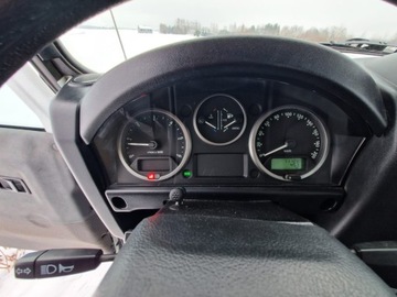 Land Rover Defender III 90 Station Wagon 2.2 TD4 122KM 2014 Land Rover Defender 90 4x4, zdjęcie 15