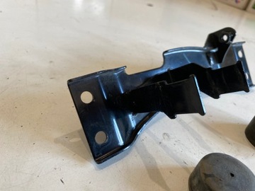 KAWASAKI EX NINJA 250R 250 R 08-12 КРЕПЛЕНИЕ РУЧКИ БАКА РЕЗИНОВАЯ ПОЛКА