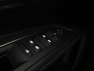 Peugeot 3008 II Plug-In Hybrid HYbrid 225 PHEV 225KM 2020 Peugeot 3008 FV23% PHEV lift półskóra navi, zdjęcie 39