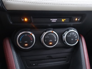 Mazda CX-3 Crossover 2.0 SKY-G i-ELOOP 150KM 2016 Mazda CX-3 2.0 Skyactiv-G, Salon Polska, zdjęcie 11