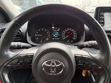 Toyota Yaris IV Hatchback 1.0 VVT-i 72KM 2022 Toyota Yaris 1.0 Comfort IV (2020-) 1.0 Comfort, zdjęcie 13