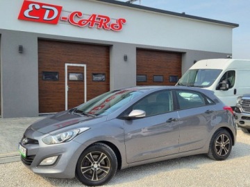 Hyundai i30 II Wagon 1.4 CVVT 100KM 2013 Hyundai i30 Sliczny 1.4 benzyna z Niemiec zarejestrowany bezwypadkowy gwar