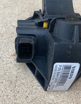 ПОТЕНЦИОМЕТР ПЕДАЛИ АКСЕЛЕРАТОРА VOLVO FH4 FM 84412478