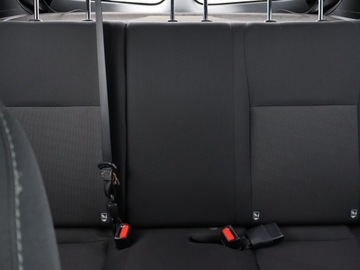 Toyota Yaris III Hatchback 5d Facelifting 2017 1.5 Dual VVT-iE 111KM 2019 Toyota Yaris 1.5 Dual VVT-i, Salon Polska, Klima, zdjęcie 9