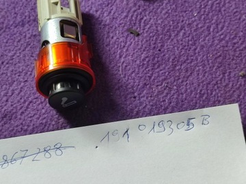 HNÍZDO + ZAPALOVAČ AUDI A3 191019305B ORIGINÁLNÍ
