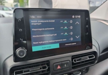 Citroen Berlingo III e-Osobowy M 50 kWh 136KM 2023 Citroen Berlingo e-Berlingo M Shine Elektryczny 136KM, zdjęcie 17