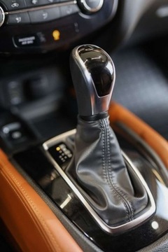 Nissan X-Trail III Terenowy Facelifting 1.3 DIG-T 160KM 2019 Nissan X-Trail 1.3 DIG-T Tekna 2WD DCT 1.3 Benzyna 160KM, zdjęcie 17