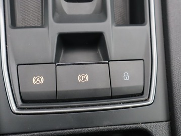 Cupra Leon II Hatchback PHEV 1.4 e-Hybrid 204KM 2021 Cupra Leon 1.4 e-Hybrid, Serwis ASO, Automat, zdjęcie 17