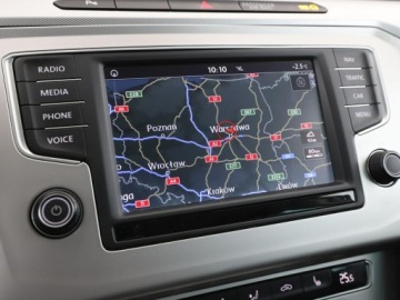 Volkswagen Passat B8 Variant 1.4 TSI BlueMotion Technology ACT 150KM 2016 Volkswagen Passat Comfortline 150KM navi PDC, zdjęcie 23