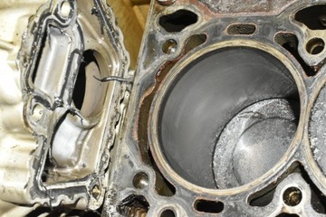 BLOK SPODEK MOTORU HŘÍDEL Z12XEP OPEL CORSA D 1.2 16V 80 KM 06-11