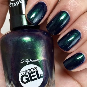 Sally Hansen Miracle Gel Lakier Under The Tree 907