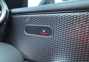 Mercedes CLA C118/X118 2022 Mercedes-Benz CLA Mercedes-Benz CLA 180 7G-DCT Edition 2022 1.3 Benzyna, zdjęcie 28