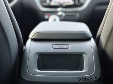Volvo XC60 II Crossover Plug-In Facelifting 2.0 T6 350KM 2024 Volvo XC 60 T6 Plug-In Hybrid | Plus Dark | ASO |, zdjęcie 20