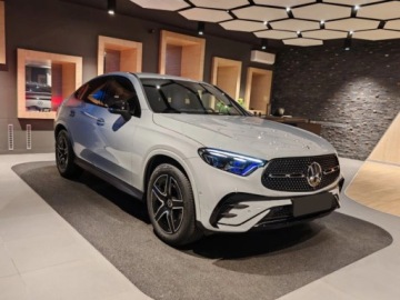 Mercedes GLC C254/X254 Coupe 2.0 200 204KM 2025 GLC Coupe 200 4-Matic AMG Line 2.0 (204KM) 2025, zdjęcie 3