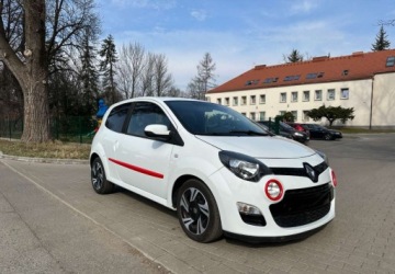 Renault Twingo II Hatchback 3d Facelifting 1.5 dCi 85KM 2013 Renault Twingo Piekna Wersja, Dynamiczne 1.5 Diesel 85KM, zdjęcie 2
