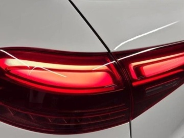 Mercedes GLE V167 SUV Facelifting 2.0 300d 269KM 2026 MERCEDES-BENZ GLE 300 d 4-Matic AMG Line 2.0 (269KM) 2026, zdjęcie 4