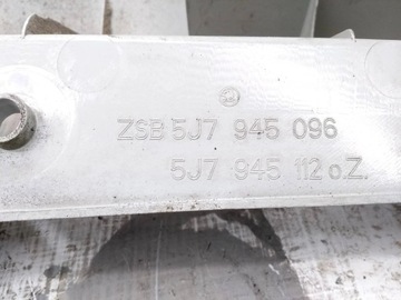 SKODA ROOMSTER (5J) 2010 PRAVÁ STRANA SVĚTLO ZADNÍ