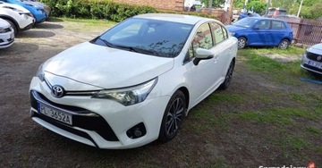 Toyota Avensis III Sedan Facelifting 2015 2.0 D-4D 143KM 2018 Toyota Avensis 2018, Krajowy, zdjęcie 1