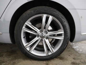 Volkswagen Arteon Fastback Facelifting 2.0 TDI 200KM 2022 Volkswagen Arteon Shooting Brake | Panorama | Kame, zdjęcie 27