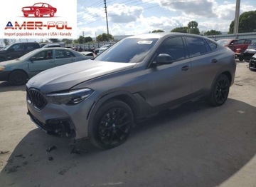 BMW X6 G06 2022 BMW X6 xDrive40i 2022 3.0l 3.0 Benzyna 335KM
