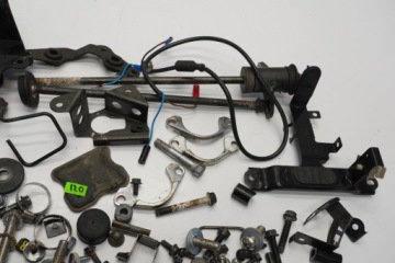 SUZUKI VZ 1600 MARUDER 04-05 БОЛТЫ ВИНТЫ