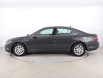 Volkswagen Passat B8 Limousine 1.8 TSI BlueMotion Technology 180KM 2015 VW Passat 1.8 TSI, Salon Polska, Automat, Navi, zdjęcie 2