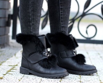 Черные теплые женские зимние ботинки на липучке