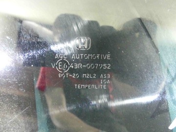 SKLO (OKNO) LEVÝ TROJŮHELNÍK KAROSERIE ZADNÍ HONDA CR-Z CRZ