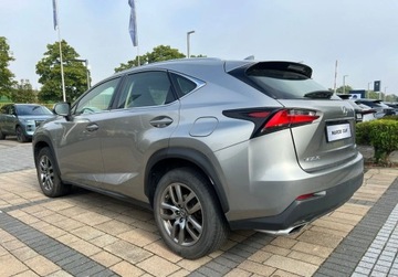 Lexus NX I SUV 200t 238KM 2015 Lexus NX Niski przebieg Bardzo dobry stan Faktura VAT 23 2.0 Benzyna, zdjęcie 2