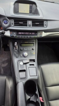 Lexus CT Hatchback 5d 200h 136KM 2011 Lexus CT 1.8 HSD 136KM LIFT Kamera PDC LEDY Skóra, zdjęcie 18