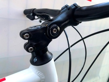 SERIOUS ROCKVILLE DISC SHIMANO TOURNEY FRAME 21