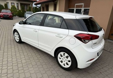 Hyundai i20 II Hatchback 5d 1.2 75KM 2015 Hyundai i20 1,2 75KM Klimatyzacja 1.2 Benzyna 75KM, zdjęcie 9