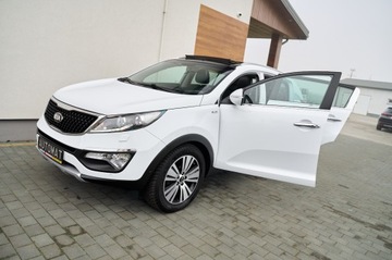 Kia Sportage III SUV Facelifting 2.0 CRDi 184KM 2015 KIA SPORTAGE 2.0 diesel 184KM AUTOMAT 4x4 panorama Navi Kamera Bi-Xenon, zdjęcie 17
