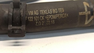 AUDI Q3 83A 83F TRUBKA PŘÍVOD VODY 1.5 TSI 04E121064N