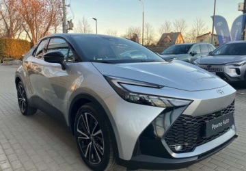 Toyota C-HR II SUV 1.8 Hybrid 140KM 2025 Toyota C-HR Toyota C-HR 1.8 Hybrid Executive 1.8 Hybryda 140KM, zdjęcie 10