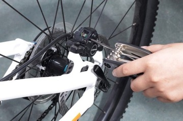 РЕМОНТНЫЙ КОМПЛЕКТ ВЕЛОСИПЕДА, ТРУБКА, ЗАПЛАТЫ, ВЕЛОСИПЕДНЫЕ МУЛЬТИТУЛЬНЫЕ КЛЮЧИ ДЛЯ ШИН