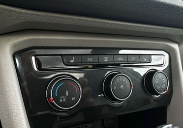 Volkswagen Tiguan II SUV 2.0 TDI 150KM 2019 Volkswagen Tiguan Pormocja Noworoczna 2.0 TDI 150KM Comfortline DSG Salon, zdjęcie 10