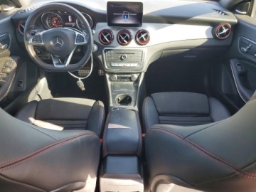 Mercedes CLA C117 2018 Mercedes-Benz CLA 250 2018 2.0 Benzyna 208KM, zdjęcie 3