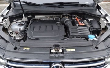 Volkswagen Tiguan II SUV Facelifting 2.0 TDI 150KM 2021 Volkswagen Tiguan 2,0 TDI DSG FULL LED MATRIX Kamera Nawigacja 2.0 Diesel, zdjęcie 34