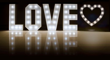 Litery LOVE podświetlane żarówkami 100cm, wesele
