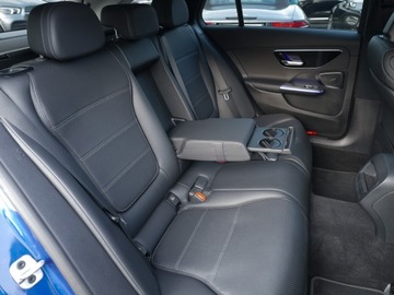 Mercedes Klasa C W206 2023 Mercedes C220d 220ps Night Skóra Led Komforty Ambiente LKA Virtual NFC HiFi, zdjęcie 21