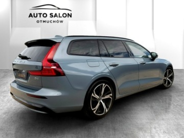 Volvo V60 II  Kombi Facelifting 2.0 B4 197KM 2023 Volvo V60 FUL LED skóra nawi ALUSY panorama, zdjęcie 8