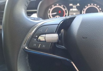 Skoda Scala Hatchback 1.0 TSI 110KM 2022 Skoda Scala 1,0 TSI 110KM STYLE Kamera SmartLink Grzane Fotele ASO PL VAT23, zdjęcie 19