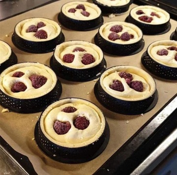 ФОРМЫ ДЛЯ ВЫПЕЧКИ ТАРТАЛЛЕЙ, 6 ШТ, С ПЕРФОРИРОВАННЫМ КРОМКОМ ДЛЯ ПИРОЖКОВ 8 СМ