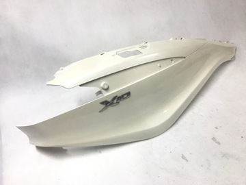 Piaggio X10 X 10 Zadupek Prawy Ogon Owiewka Biały