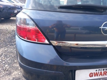 Opel Astra J Hatchback 5d 1.6 Twinport ECOTEC 115KM 2009 Opel Astra OPEL ASTRA H 1600 benzyna super stan 1.6 Benzyna 115KM, zdjęcie 14
