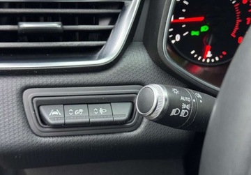 Renault Clio V Hatchback 5d 1.0 TCe 100KM 2020 Renault Clio 100KM FullLED Android CAR-PLAY Bezwypadkowy SERWIS Dla wymaga, zdjęcie 21