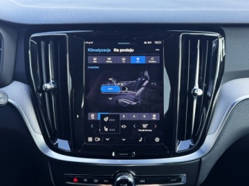 Volvo V60 II  Kombi Facelifting 2.0 B4 B 197KM 2025 Volvo V60 B4 B Plus Dark | Harman Kardon | Full LE, zdjęcie 13